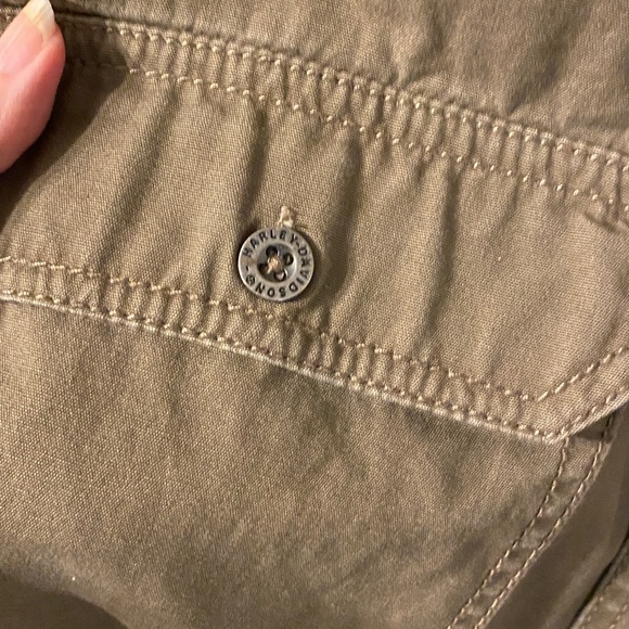 Harley Davidson Large Shirt - Picture 6 of 8